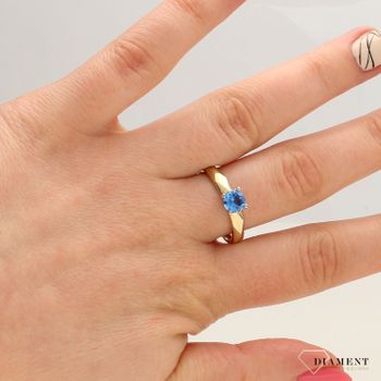 Złoty pierścionek 585 z niebieskim oczkiem PI 3187A 585 ✅ Złoty pierścionek z piękną niebieską cyrkonią ✅ (2).jpg